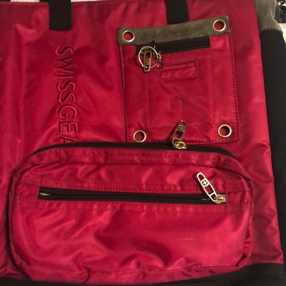 SwissGear Red and Black laptop bag Nylon Fabric and Multiple Compartments - Picture 2 of 10